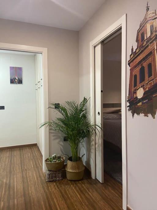 The Clock Tower Apartment Jaen Bagian luar foto
